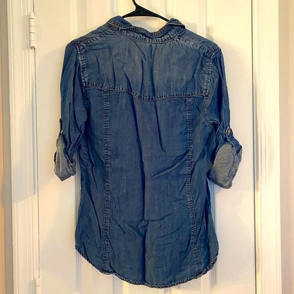 Bella Dahl Women’s Chambray Shirt - Picture 2 of 2